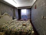 曼哈顿13楼 142平 399万