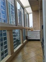 曼哈顿14楼 352平 999万