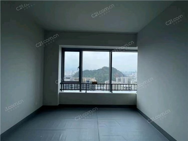 揽悦园27楼 139平米 470万