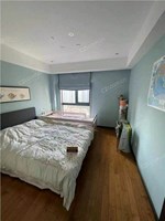 中梁海景壹号 18楼162平米 650万