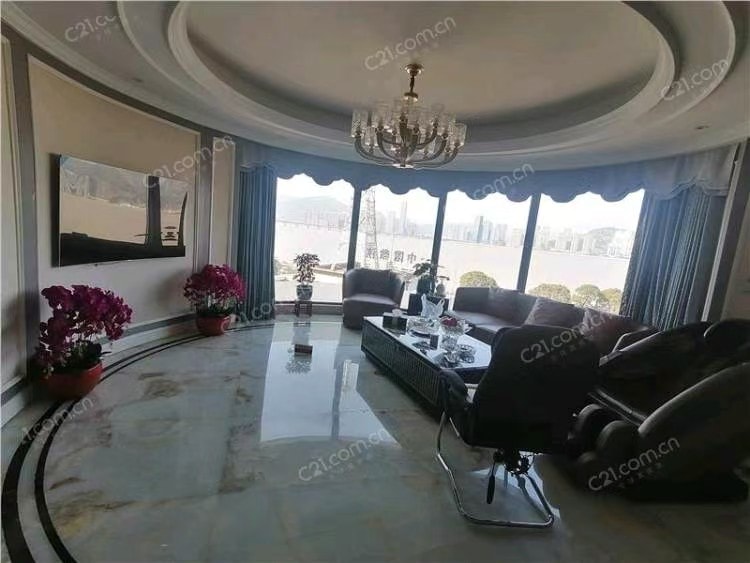 中梁海景壹号 7楼 145平米 618万