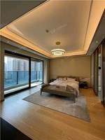 万科时代中心 8楼 237平米 1380万