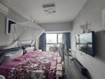 曼哈顿22楼135平米 333万